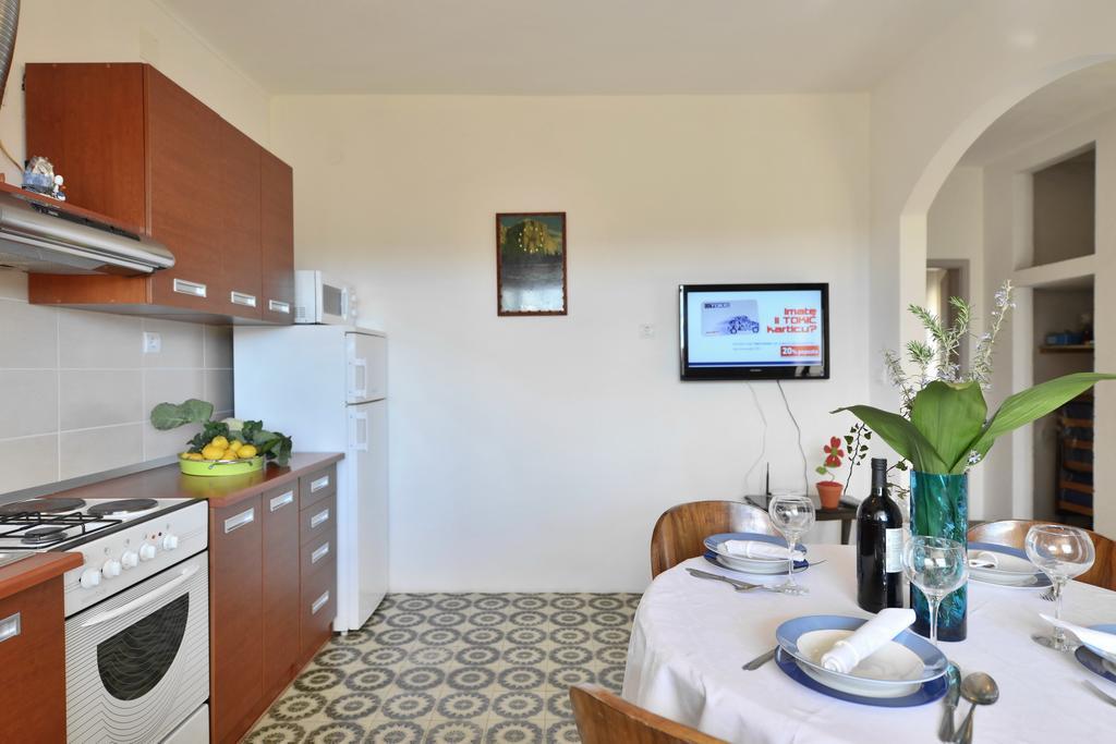 Franka Apartment